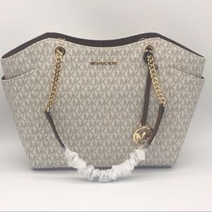 MICHAEL KORS LG CHAIN SHOULDER TOTE VANILLA